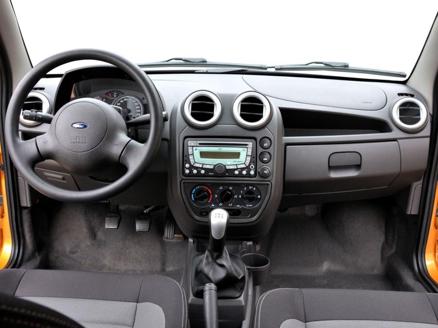  Ford Ka Sport 2011 года  (BR) (фото 6 из 10)